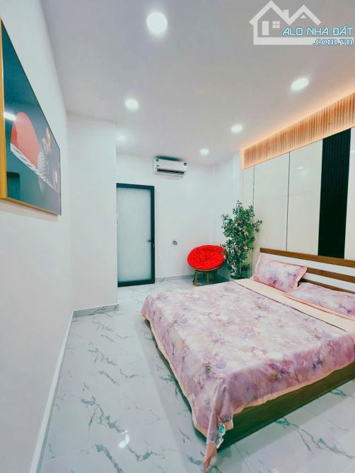 BÁN NHÀ --4.68TỶ- QUANG TRUNG, P10, GÒ VẤP. - 9