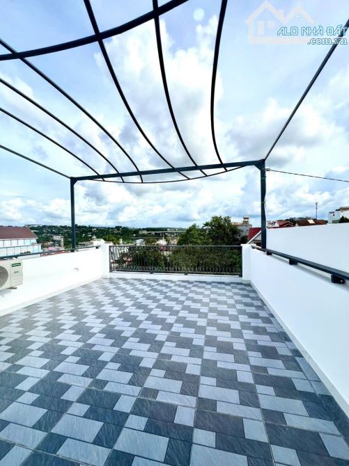 🏡 (YB)BÁN NHÀ MÊ LỆCH TẦNG - FULL NỘI THẤT CAO CẤP 📍 Thăng Long, BMT – View đại lộ Đông - 9