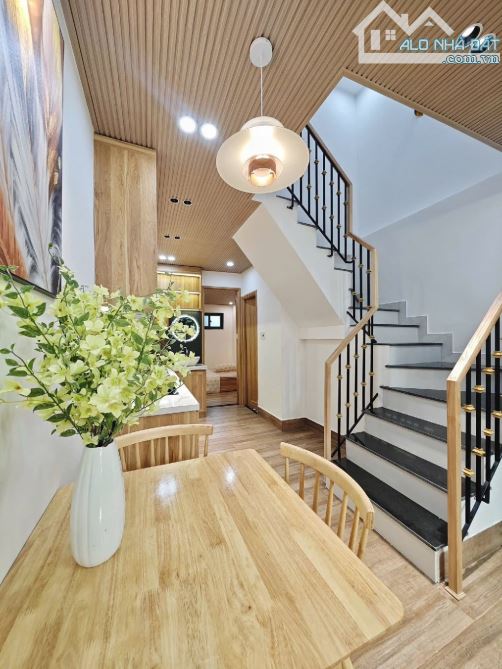 BÁN GẤP NHÀ 2 TẦNG K59 ĐỖ QUANG NGAY NGUYỄN VĂN LINH FULL NỘI THẤT HIỆN ĐẠI CHỈ NHỈNH 3 TỶ - 9