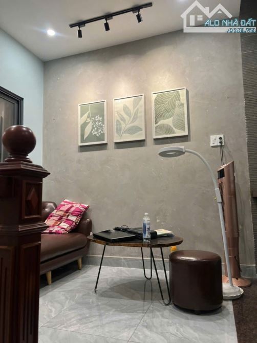 Bán nhà 1 trệt 2 lầu hoàn công KDC, p.Bình Hòa, Tp.Thuận An chỉ 5 tỷ 3 TL M7551 - 9