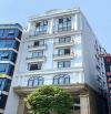 Bán toà khách sạn Đại Cồ Việt 9T, 175m2, 132 tỷ, thu về 250 triệu/tháng