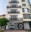 Lô góc Hoàng Đạo Thành, vỉa hè, ô tô tránh đỗ, KD 7T thang máy, MT 7m, gara, 65m2