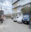 Nhà phố mặt tiền đường nhựa ô tô né nhau Ngô Quyền gần 200m2 P6 Đà Lạt