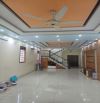 Cho thuê nhà mặt đường 351 gần ngã 4 Quán Toan , Hồng Bàng . Phù hợp làm Văn Phòng , kinh