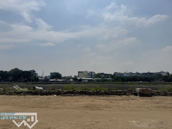 Bán đất mặt tiền Sông Vàm Thuật, An Phú Đông, Q.12: 18,5m x 47, giá 80 tỷ.