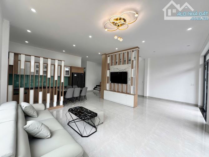 ✨ Chỉ 2,85 tỷ có ngay ✨ 🏡 Nhà góc 2 mặt tiền hẻm cấp 1 Y Wang