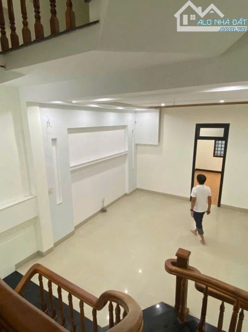 CHO THUÊ NHÀ 3 TẦNG X110M2 MT LÊ VĂN HƯU, MỸ AN, NGŨ HÀNH SƠN_25TR