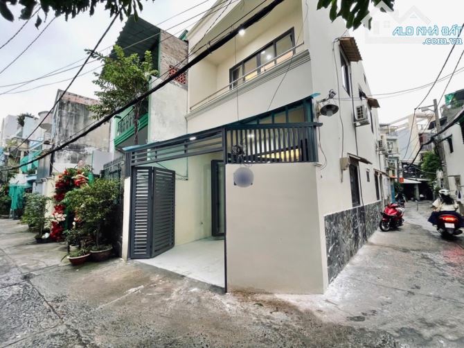 NHÀ ĐẸP FULL NỘI THẤT – VỊ TRÍ ĐẮC ĐỊA – GIÁ CHỈ 5.4 TỶ 🌹