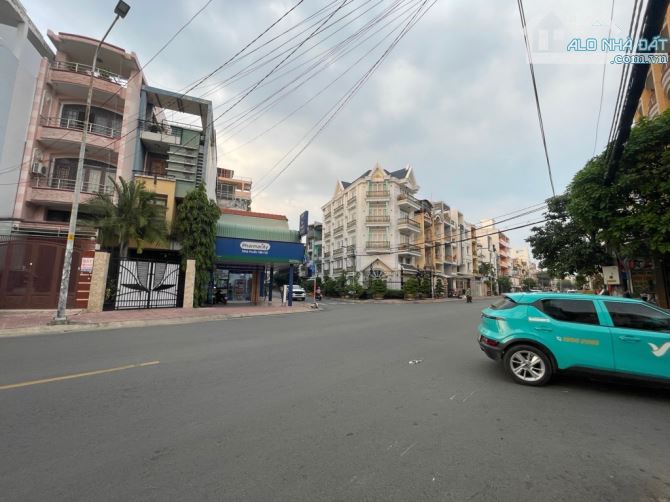SIÊU PHẨM NHÀ MẶT TIỀN QUẬN 6 KHU BÌNH PHÚ NGAY METRO,6 TẦNG 104M2(4X26)7PN HẦM 4 LẦU