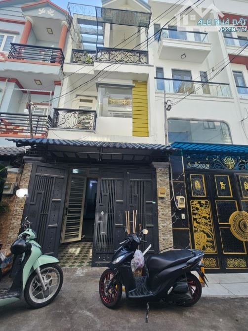 Nhà đẹp liên khu 4-5, bhhb, bình tân, 54m2(4x14)3tầng, hẻm 6m thông, SHR , 4.95 tỷ Tl