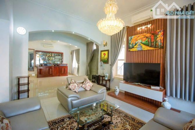 BÁN BIỆT THỰ BÃI SAU THÀNH PHỐ VŨNG TÀU