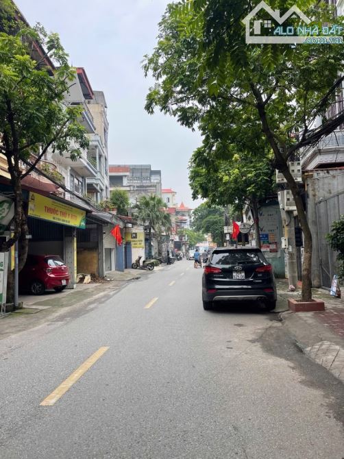 BÁN ĐẤT HOA LÂM 100M2, MT RỘNG, VỈA HÈ KINH DOANH GẦN MẶT PHỐ NGÔ GIA TỰ, KINH DOANH