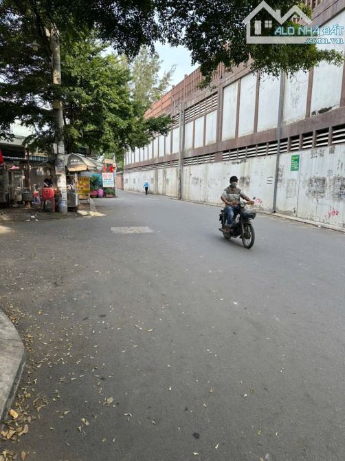 HẺM XE TẢI QUAY ĐẦU SIÊU HIẾM CHỈ 1 CĂN DUY NHẤT AN PHÚ ĐÔNG QUẬN 12- THÔNG SỐ VÀNG TRONG