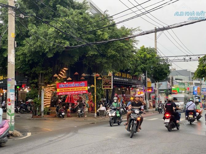 BÁN MẶT TIỀN TÔ NGỌC VÂN 12M x 26M, TP THỦ ĐỨC - 320M2 / 35 TỶ