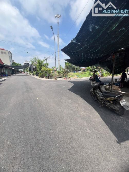 Bán 90m đất view vườn Hoa chợ Gỗ Trắc phù khê Từ sơn