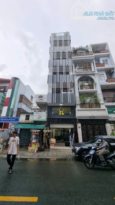 Nhà MT Nguyễn Hữu Cầu P.Tân Định Q1, DT 4.2x24m CN 100m2, 5 tầng mới Giá 55 tỷ