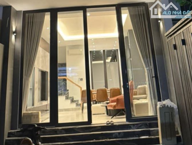 CẦN BÁN NHÀ 1 TRỆT 2 LẦU HẺM Ô TÔ – PHAN CHU TRINH –  126M² – 12 TỶ – TRUNG TÂM DU LỊCH