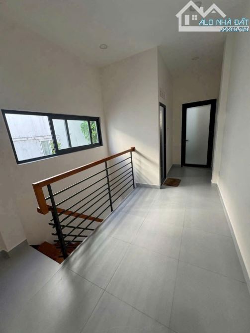 Bán căn nhà hẻm oto cực hiếm tại hẻm Nguyễn Thiện Thuật cạnh ngã tư với Nguyễn Thị Minh