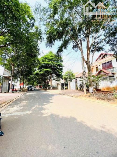 Lô đất Nguyễn Khắc Tính - Khu trường chuyên Nguyễn Du ( có hai lô đơn liền kề có bán lô đơ