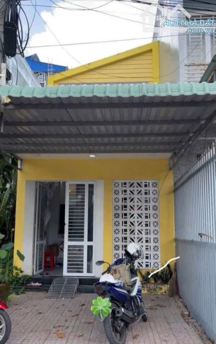 Cần bán căn nhà ở Tân Thới Nhì Hóc Môn 4x35 ( 143m2 ) 720 TRIỆU Sổ hồng riêng