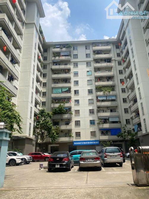 Bán căn hộ chung cư Bộ Kế Hoạch và Đầu Tư Đông Quan, Cầu Giấy 84m, 3N,  2 vs, giá 6.98 tỷ.