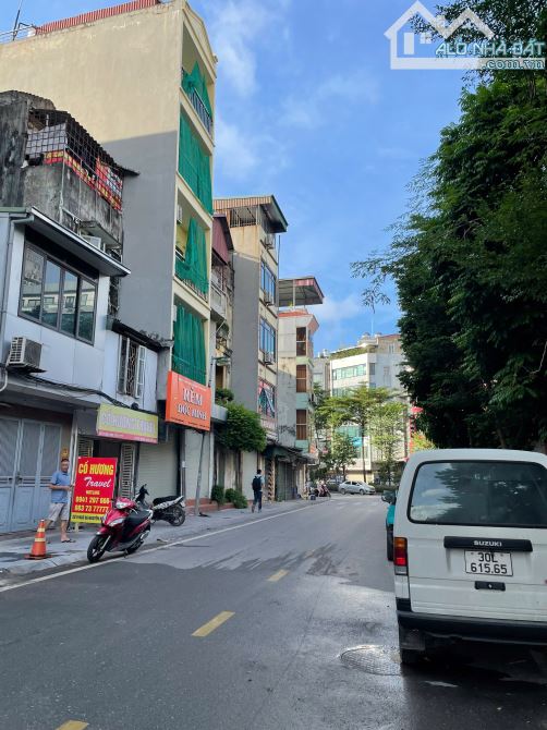 Bán toà văn phòng phố Nguyễn Hoàng, Nam Từ Liêm, 118m2, 10 tầng, 3 ô tránh, giá 65 tỷ