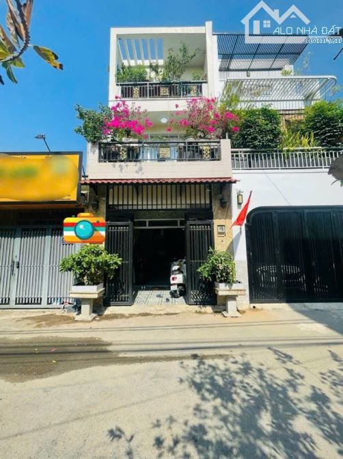 Cần bán gấp nhà đẹp vào ở ngay chỉ 5,45Tỷ