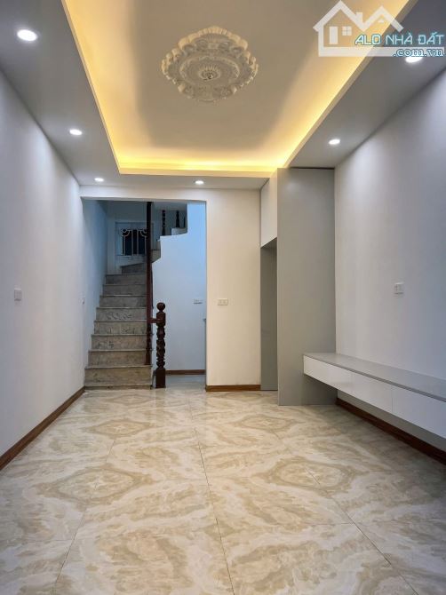 Văn Chương, 25m, 3ngủ, Nhà mới đẹp ở luôn, Sổ vuông đét, 20m ra ô tô, Dân xây đẹp thoáng