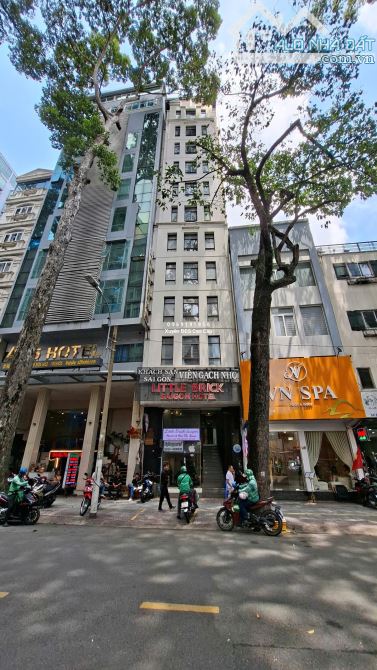 SIÊU PHẨM TÒA NHÀ HẦM + 12 TẦNG – 44 PHÒNG NGAY BÙI THỊ XUÂN, QUẬN 1