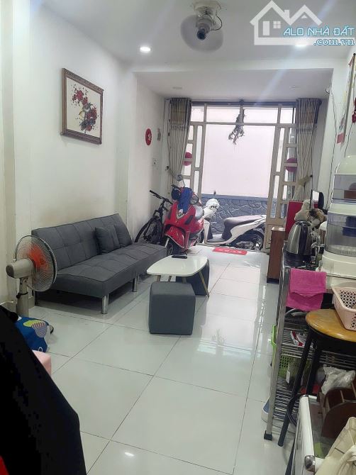 CHỈ 4T8 SỞ HỮU NHÀ PHAN ĐĂNG LƯU BÌHH THẠNH CN 33m2