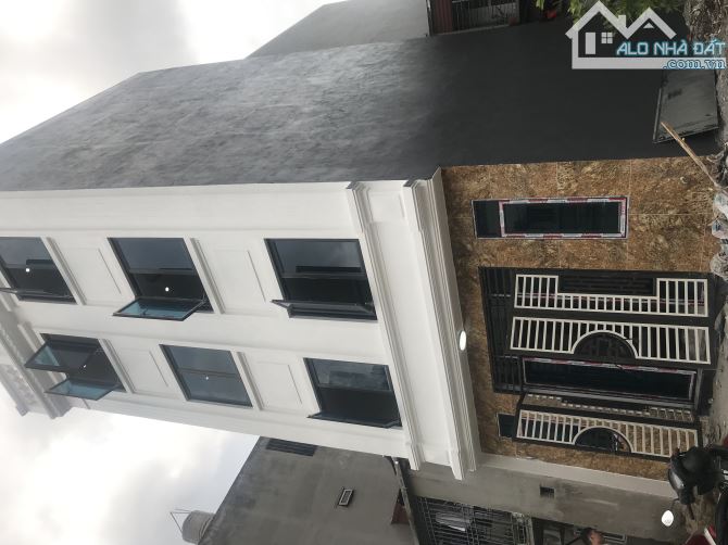 BÁN NHÀ KIẾN HƯNG - HÀ ĐÔNG. NHÀ MỚI 5 TẦNG x 40m2. 3 THOÁNG. THANG MÁY XỊN. VIEW HỒ ĐẸP!