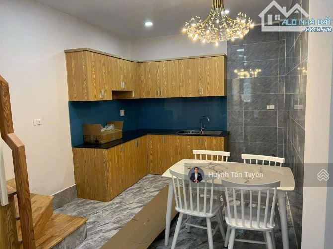 Bán nhà ngay đường lớn 3 tháng 2 , 2 tầng chỉ 6,75 tỷ, 28m2, HĐT 12 triệu/th, VIP nhất q10