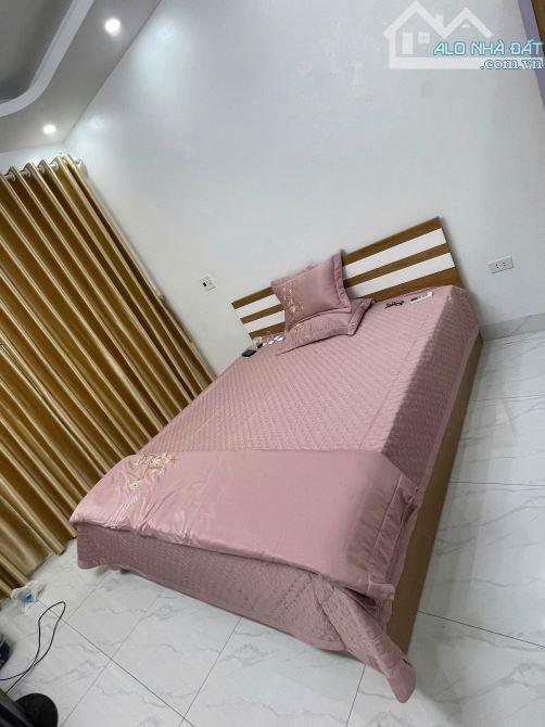 Bán nhà 4 tầng đường thông rộng khu đô thị tuệ tĩnh, hải dương
