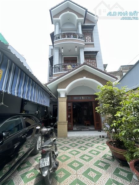 SIÊU PHẨM BIỆT THỰ TÂN CỔ ĐIỂN – FULL NỘI THẤT NGOẠI NHẬP - NGAY QUANG TRUNG -164M² - 3ẦNG