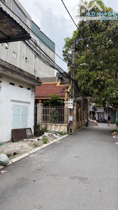 165M, LỆ CHI - Ô TÔ TRÁNH - KINH DOANH SIÊU ĐỈNH - CHỢ KIM HỒ - XD TOÀ NHÀ KD SIÊU ĐẸP