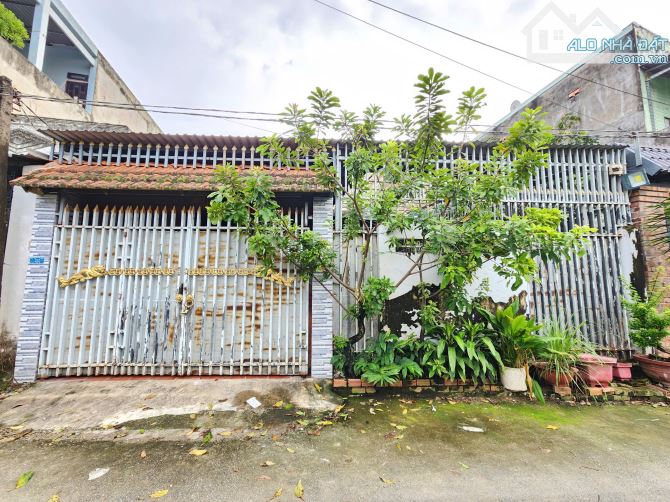 nhà 1 trệt 2 lầu 176.5m2 4ty1 TL (8,9x24)  cách đường Bình Chuẩn 61 30m, P.Bình Chuẩn