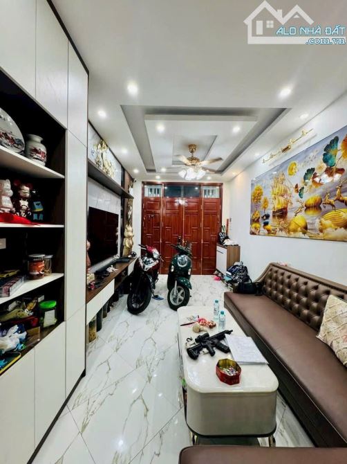 bán nhà MINH KHAI, 5 TẦNG ĐẸP, GẦN TIME CITY, 10.5 TỶ