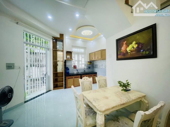 BN4536 Bán nhà 2 mặt hẻm đường Phan Chu Trinh, phường Vũng Tàu, TP Hồ Chí Minh. -