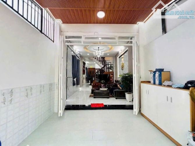 Nhà đẹp Trịnh Đình Trọng, Q.Tân Phú giảm sâu 300 triệu còn 2 tỷ 650 - 64m2, SHR