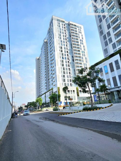 Bán nhà 2 tầng Quốc Lộ 13 Hiệp Bình Phước 60m2 (4x15) Đối diện KĐT Vạn phúc city,  5.1 tỷ