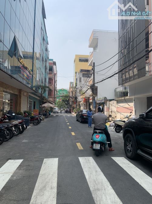 Bán nhà hẻm xe hơi 449 Sư Vạn Hạnh P.12 Q.10 trệt lầu ST DT: 11m x 21m giá 42 tỷ TL