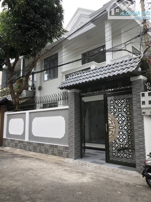 BÁN NHÀ ĐẸP 1TL_KT 9,9x10,8M_HƯỚNG ĐÔNG NAM_ĐƯỜNG NGUYỄN HỚI_VŨNG TÀU_GIÁ 11 TỶ