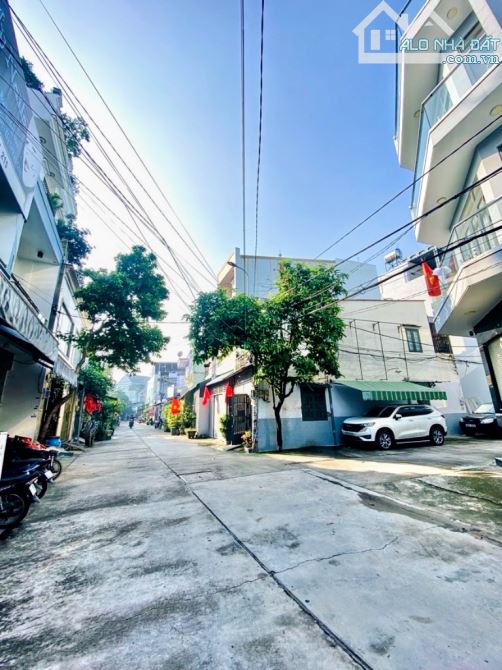 GẤP NHÀ KẾ AEON TÂN PHÚ - 4,2M X16M - NỞ HẬU - HẺM NHỰA 8M THÔNG -