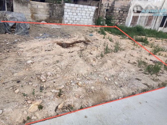 - 80,5m2, Ngang 9m Vị trí ngay ngã 4 Dạ Lê - Trưng Nữ Vương, bán kính 500m 890 triệu
