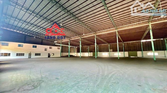 Xưởng Sản Xuất 3200m2 KCN Nhơn Trạch Đồng Nai Tiếp Nghành Nghề Độc Hại Kho Bãi Xe Cont