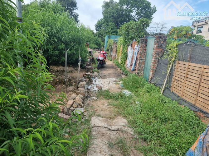 Cần nhượng lại 107m2 đất nông nghiệp ngõ 566 Lạc Long Quân-Tây Hồ-Hà Nội