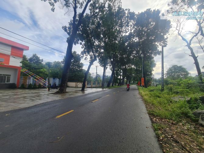 Bán đất mặt tiền đường Huỳnh Văn Nghệ TT Gia Ray huyện Xuân Lộc vị trí đẹp giá tốt