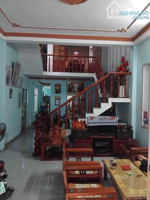 BÁN NHANH CĂN NHÀ TẦNG 2TẦNG KẸP KIỆT 2M TRÊN ĐƯỜNG NGUYỄN PHƯỚC NGUYÊN