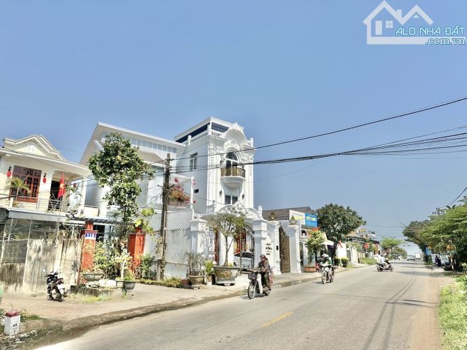 -- Diện tích 94,5m2, Ngang 7m đườn Vị trí ngay ngã 4 Dạ Lê - Trưng Nữ Vương, 1.35 tỉ