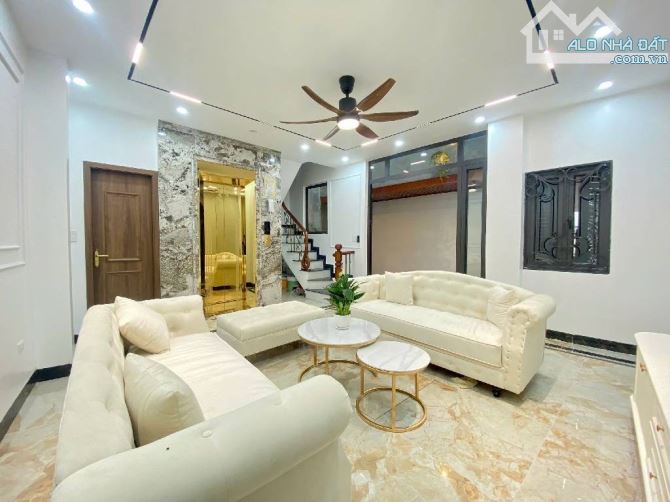 🏡🏡🏡 SIÊU ĐẸP - NHÀ MỚI MINH KHAI - 6 TẦNG - THANG MÁY - GẦN PHỐ - FULL NỘI THẤT NHỈNH 9